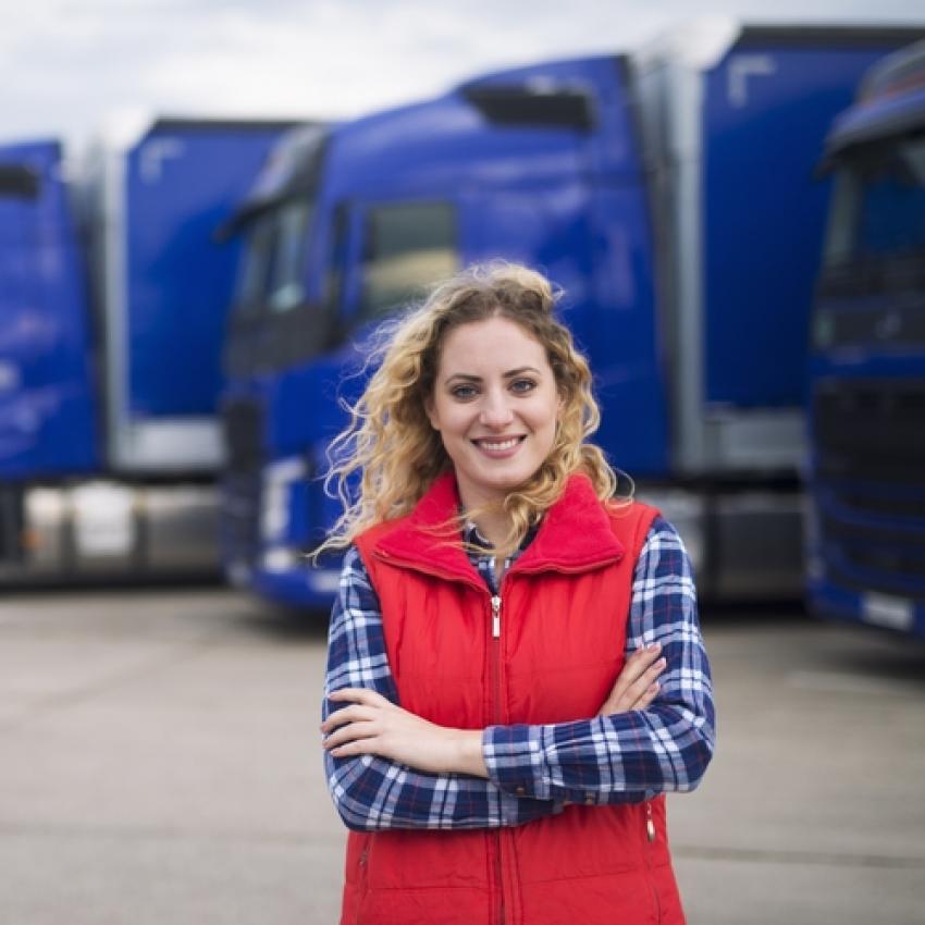 Une conductrice de poids-lourd du secteur du Transport